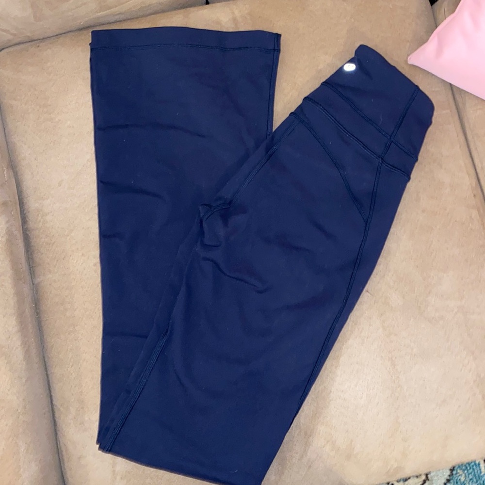 Lululemon navy blue groove pants 💙